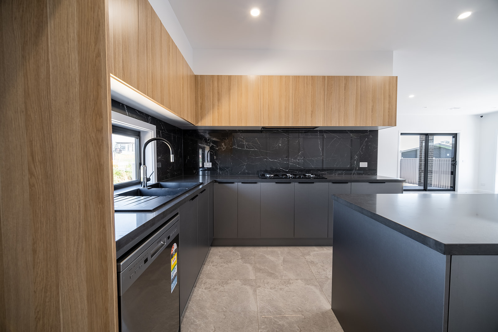 Design And Build Group